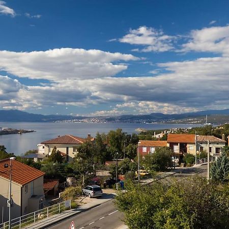 Villa Ajda - Green Room Омишаль Экстерьер фото
